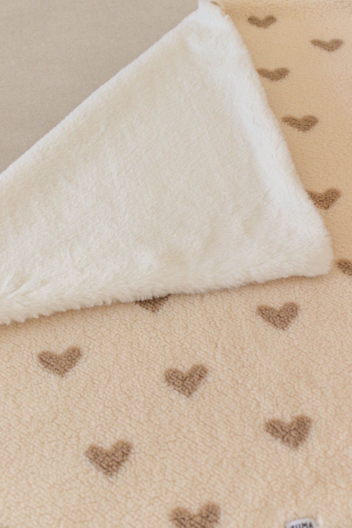 Hondendeken Happy Hearts beige