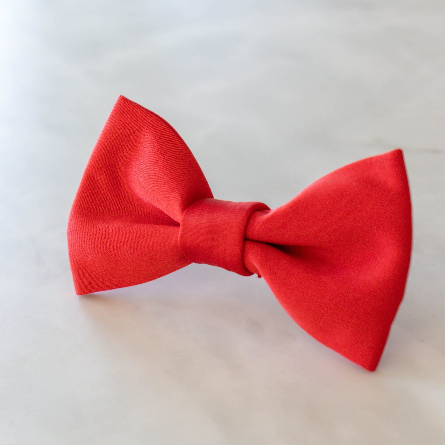 Vlinderdas Scarlet