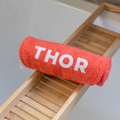 Hondenhanddoek gepersonaliseerd koraal