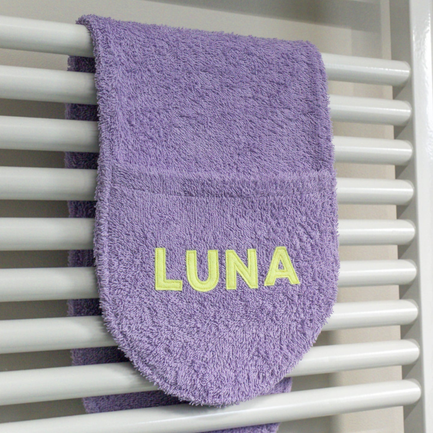 Hondenhanddoek gepersonaliseerd lila