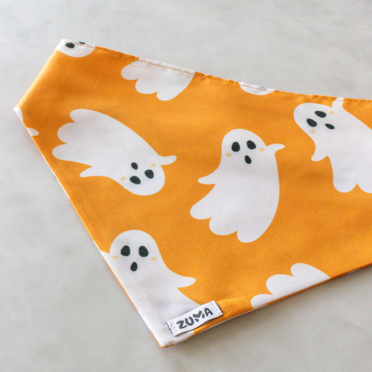 Honden bandana voor Halloween met spoken